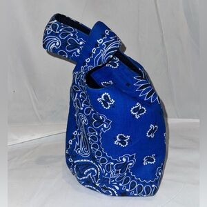 Carltonyaito paisley bag